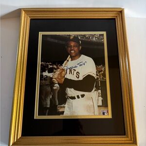 San Francisco Giants Willie Mays Autographed, Matted and Framed 8x10 Photo